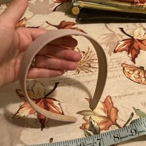 5/$3 Skin tone Hair Band